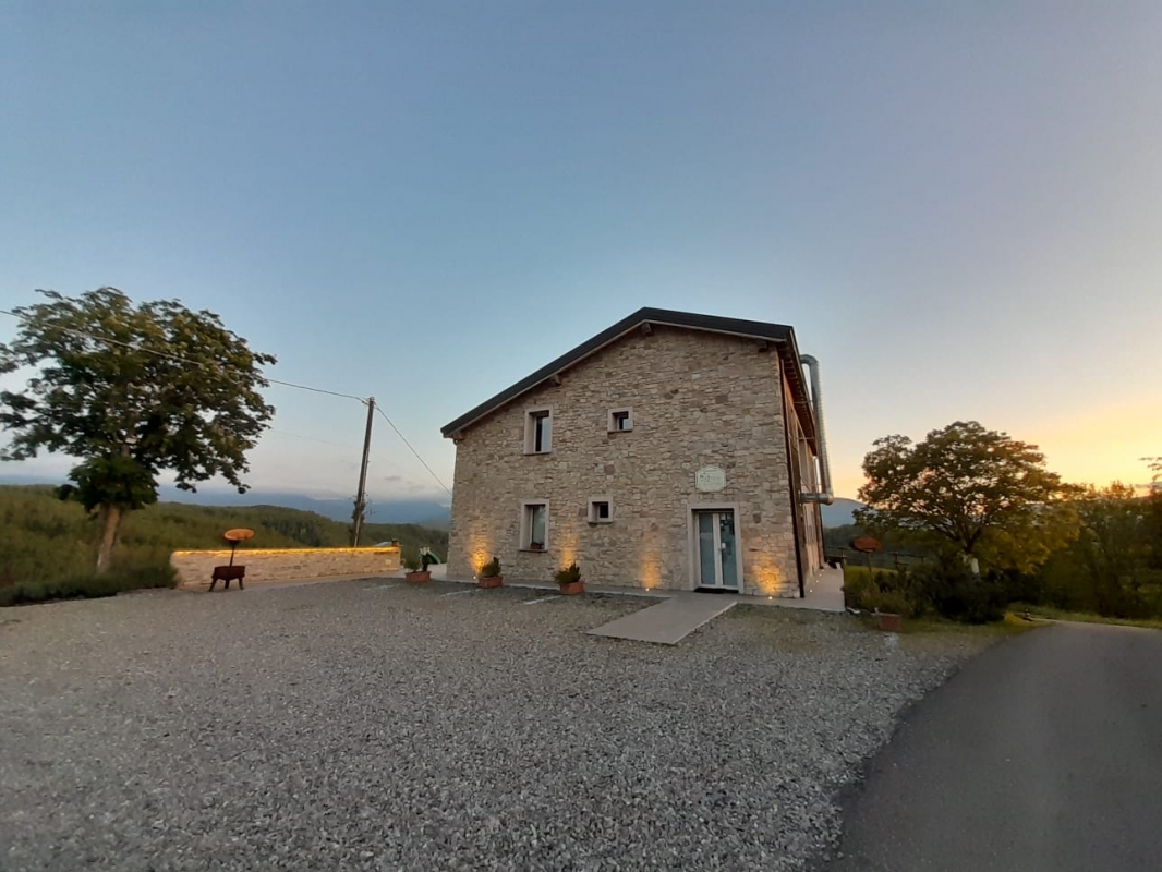 Agriturismo il cielo di strela, esterni serali foto di Sara Tambini